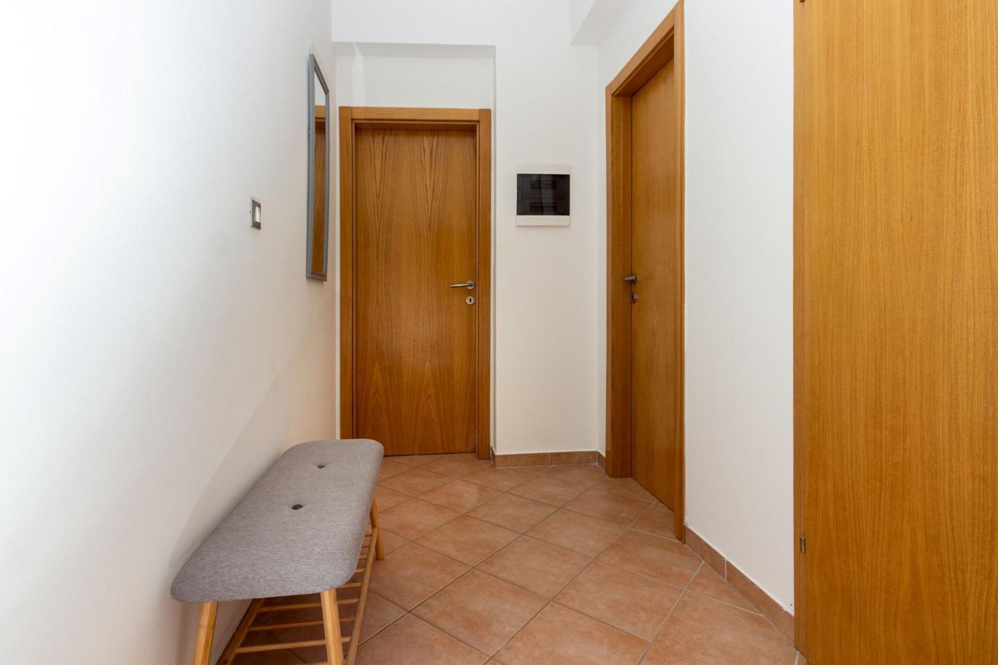 Apartment Mandalina House Stari Grad  Exterior photo